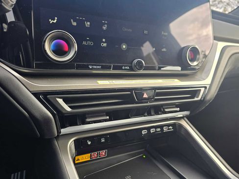 New 2026 Lexus TX 500h AWD image 30