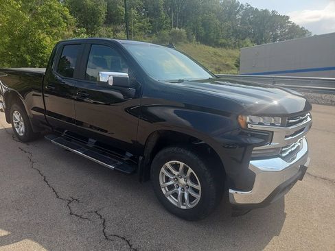 Used 2020 Chevrolet Silverado 1500 LT w/ All-Star Edition AWD/4WD image 3