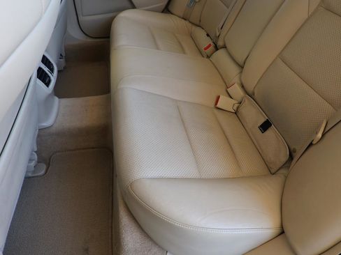Used 2009 Acura TL w/ Technology Package FWD image 23