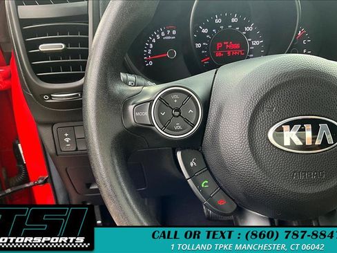 Used 2015 Kia Soul + FWD image 18