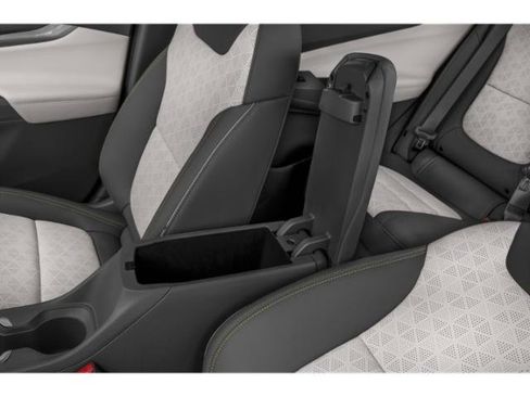 Used 2023 Chevrolet Bolt EUV Premier w/ Sun & Sound Package FWD image 17