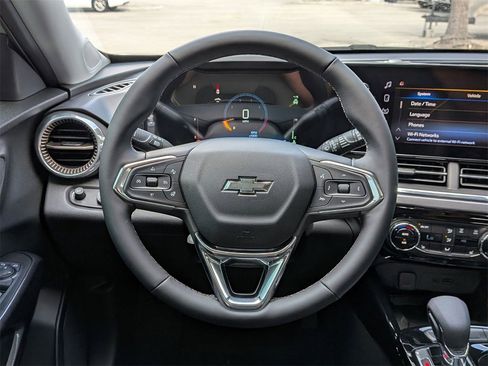 New 2026 Chevrolet Trax ACTIV w/ Sunroof Package image 10