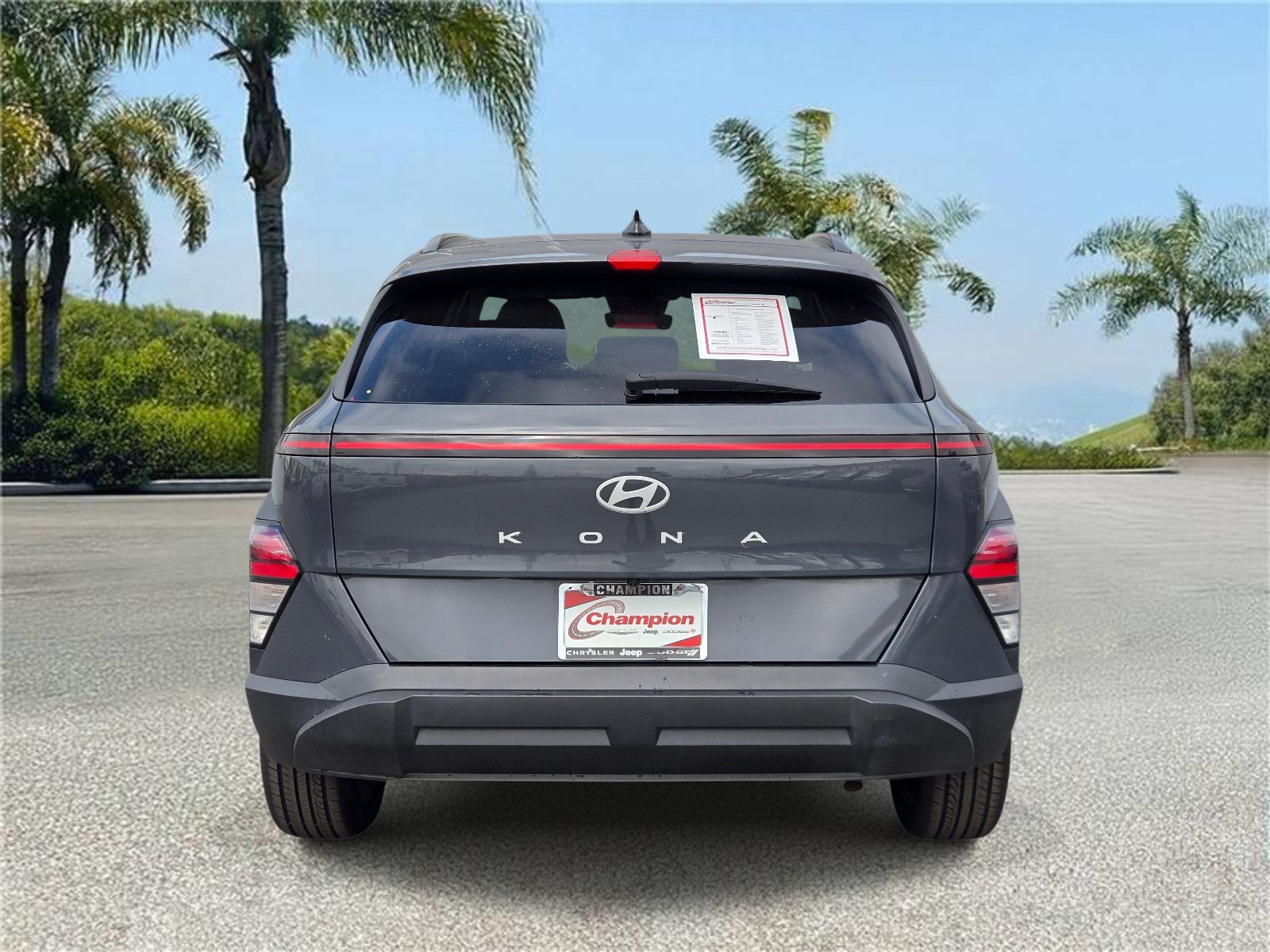 Used 2024 Hyundai Kona SEL FWD image 5