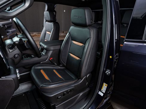 Used 2025 GMC Sierra 1500 AT4 w/ AT4 Premium Package image 29