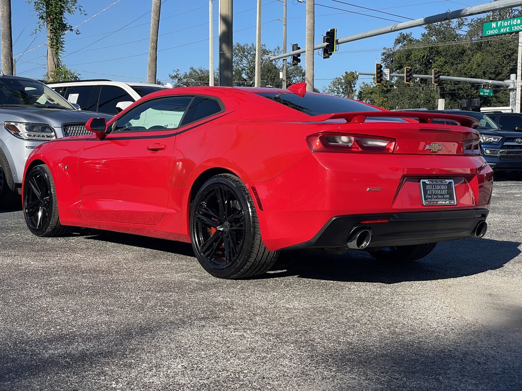 Used 2017 Chevrolet Camaro SS RWD image 11