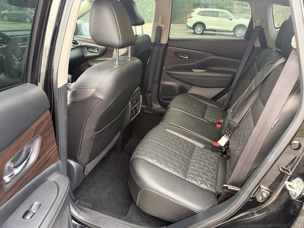 Used 2019 Nissan Murano Platinum w/ Cargo Package AWD/4WD image 11