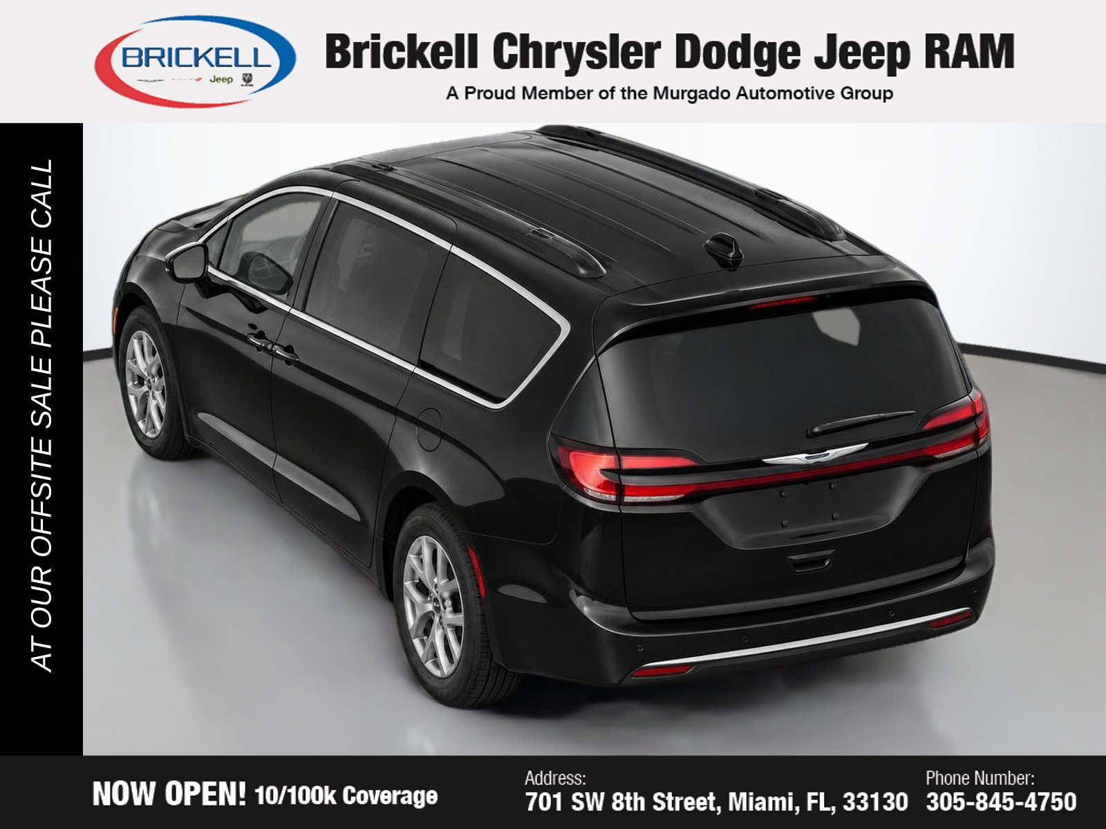 Used 2024 Chrysler Pacifica Touring-L FWD image 8