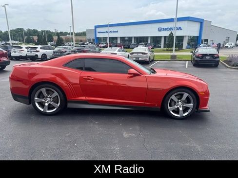 Used 2010 Chevrolet Camaro SS w/ LPO, Ground Effects Package RWD image 6
