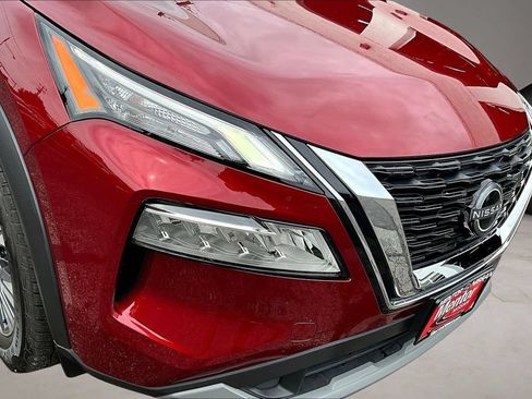 Certified 2023 Nissan Rogue SV w/ SV Premium B Package AWD/4WD image 32