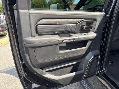 New 2026 RAM 3500 Limited image 19