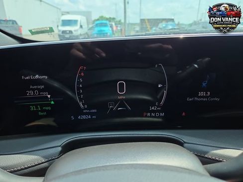 Used 2024 Cadillac XT4 Premium Luxury FWD image 15