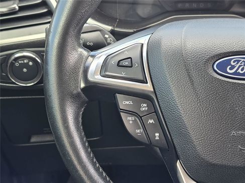 Used 2019 Ford Edge SEL w/ Equipment Group 201A FWD image 27