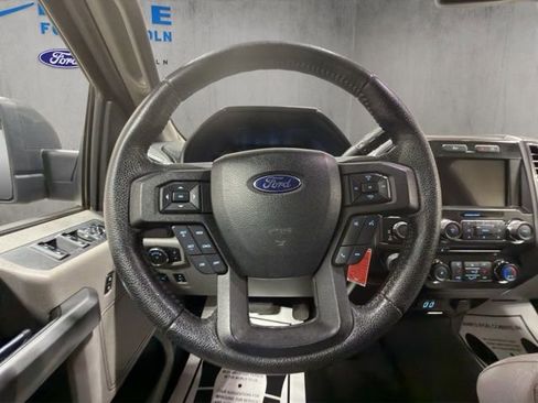 Used 2016 Ford F150 XLT w/ Equipment Group 302A Luxury AWD/4WD image 13