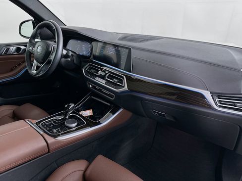 Used 2023 BMW X5 xDrive45e w/ Climate Comfort Package image 37