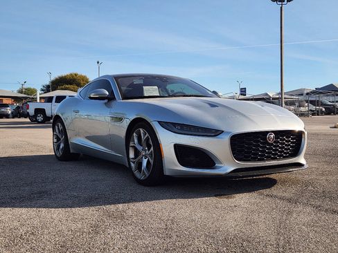 Used 2021 Jaguar F-TYPE P300 U image 2