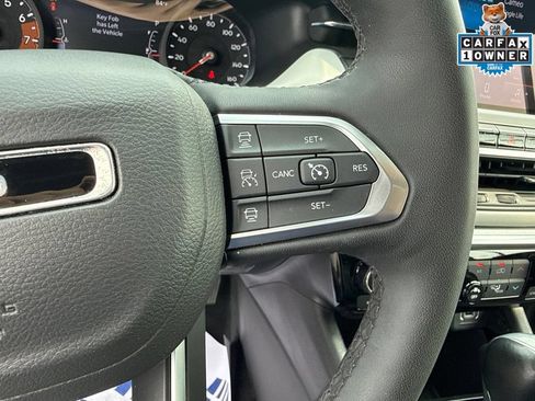 Used 2025 Jeep Compass Limited AWD/4WD image 24
