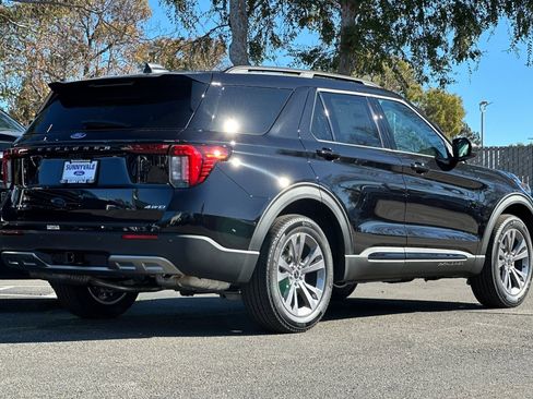 New 2026 Ford Explorer Active w/ Active Comfort Package image 5