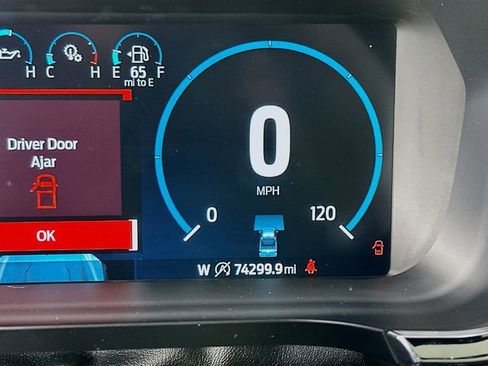 Certified 2021 Ford F150 Lariat w/ Equipment Group 502A High image 19