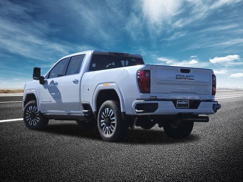 New 2026 GMC Sierra 2500 Denali Ultimate w/ LPO, Black Badging Package image 22