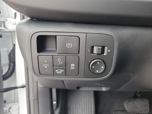 New 2025 Hyundai Ioniq 6 SE image 10