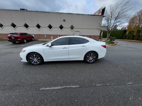 Used 2017 Acura TLX image 6
