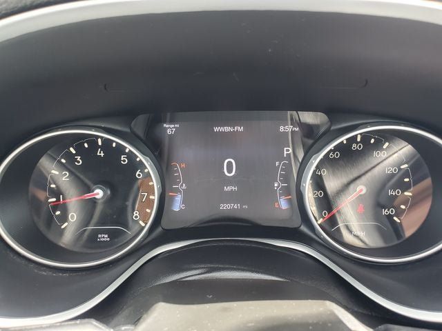 Used 2020 Jeep Compass Limited FWD image 11