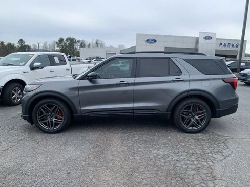 New 2025 Ford Explorer ST w/ Sun And Sound Package image 5