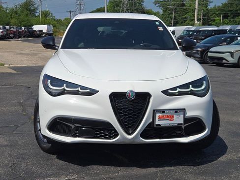 Used 2024 Alfa Romeo Stelvio Sprint RWD image 2