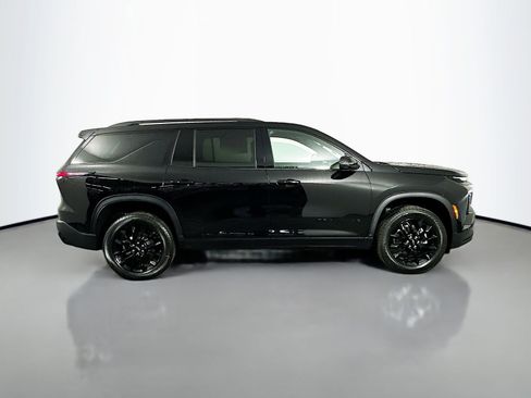 New 2026 Chevrolet Traverse LT image 8