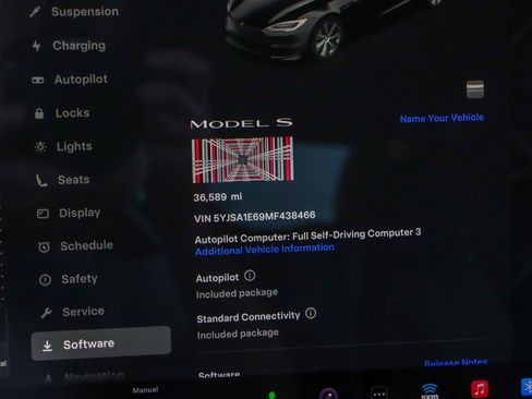 Used 2021 Tesla Model S Plaid image 16