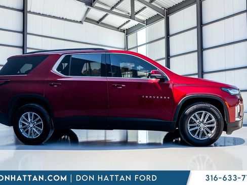Used 2023 Chevrolet Traverse LT FWD image 32