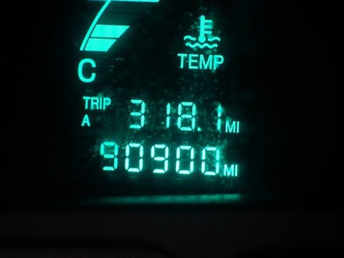 Used 2000 Cadillac De Ville Base 4D Sedan w/ Comfort/Convenience Pkg image 6