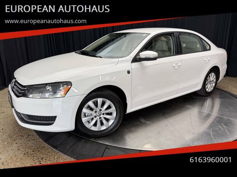 Used 2015 Volkswagen Passat 1.8T Wolfsburg Edition FWD image 1