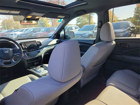 Used 2022 Honda Passport EX-L image 13
