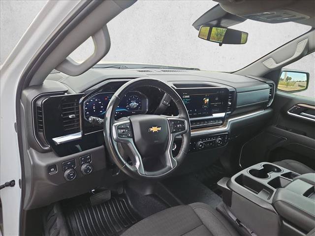 Certified 2025 Chevrolet Silverado 1500 LT w/ Safety Package AWD/4WD image 10