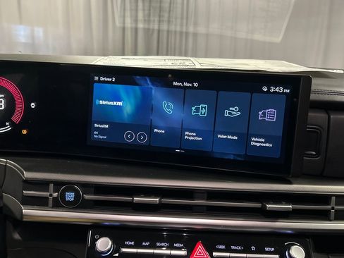 Used 2025 Hyundai Santa Fe SEL image 15