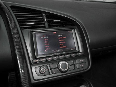 Used 2012 Audi R8 V10 image 51