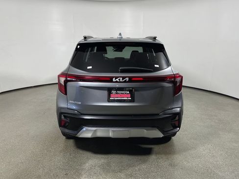 Used 2025 Kia Seltos S FWD image 4