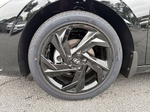 New 2026 Hyundai Elantra SEL Sport Premium FWD image 11