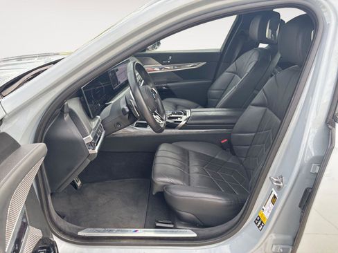 Certified 2023 BMW 760i xDrive image 20