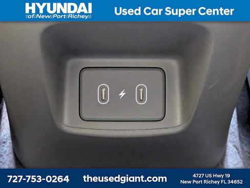 Certified 2025 Hyundai Elantra SEL FWD image 14