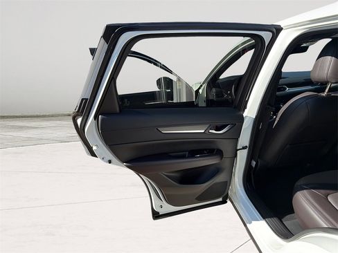 Used 2023 MAZDA CX-5 Signature image 21