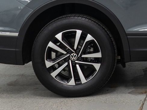 Used 2023 Volkswagen Tiguan S image 24