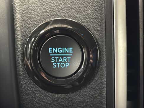 Used 2025 Ford Expedition Max Active AWD/4WD image 21
