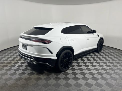 Used 2019 Lamborghini Urus AWD/4WD image 5