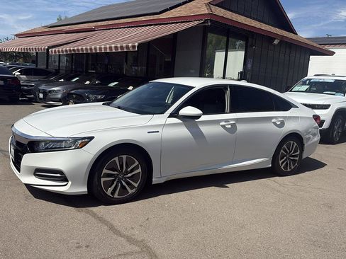 Used 2019 Honda Accord Hybrid image 3