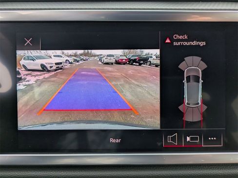 Used 2022 Audi Q3 2.0T Premium image 23