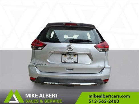 Used 2019 Nissan Rogue S image 6
