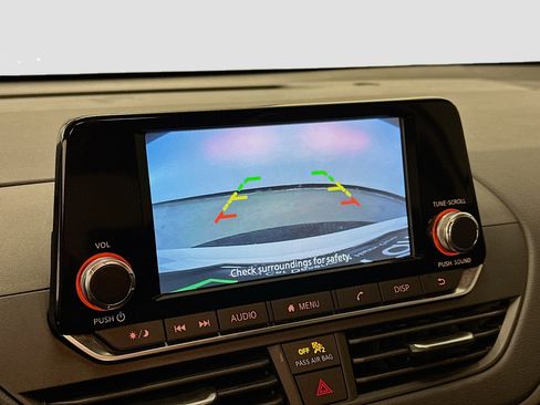 Used 2024 Nissan Altima 2.5 S image 22