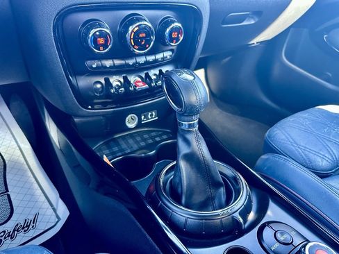 Used 2017 MINI Cooper Clubman S image 21